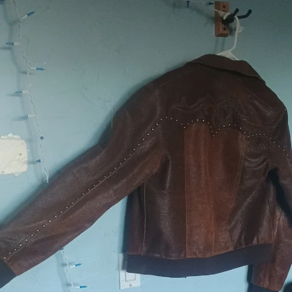 Western Studded Leather Jacket - Picture 2 of 7